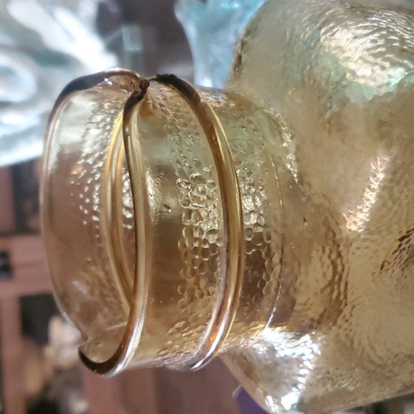 AMBER GLASS - Picture 2 of 4